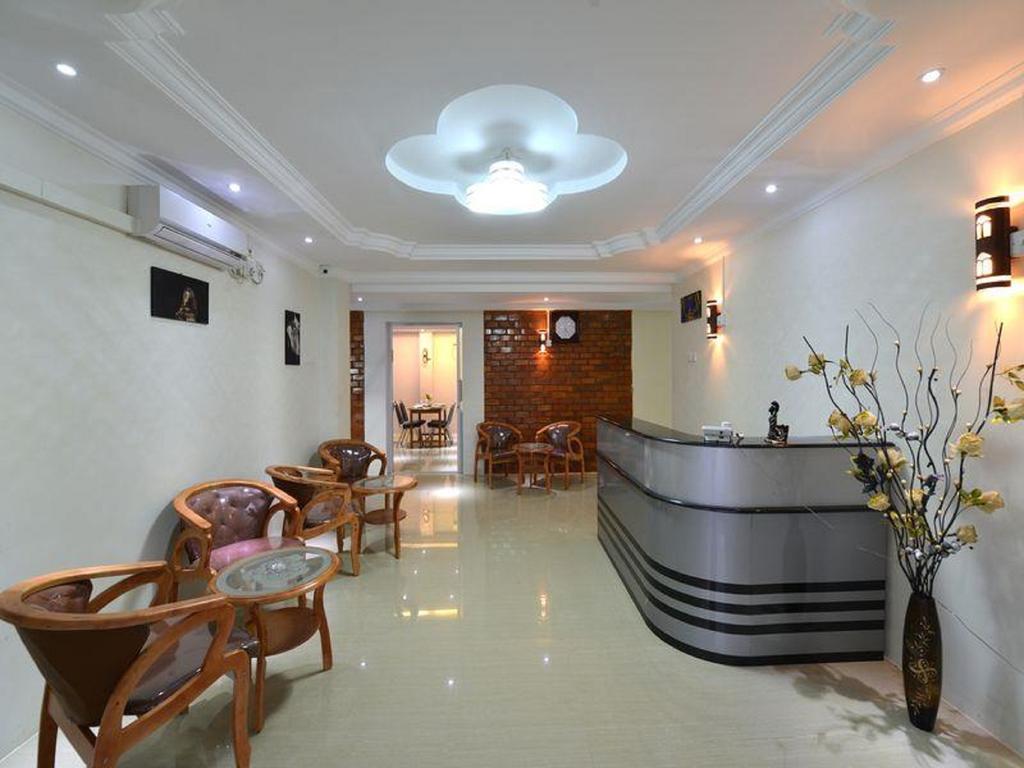 Okkala Hotel Yangon Bagian luar foto